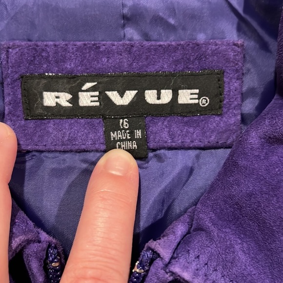 Revue - 16, purple/grape suede jacket - Picture 4 of 8